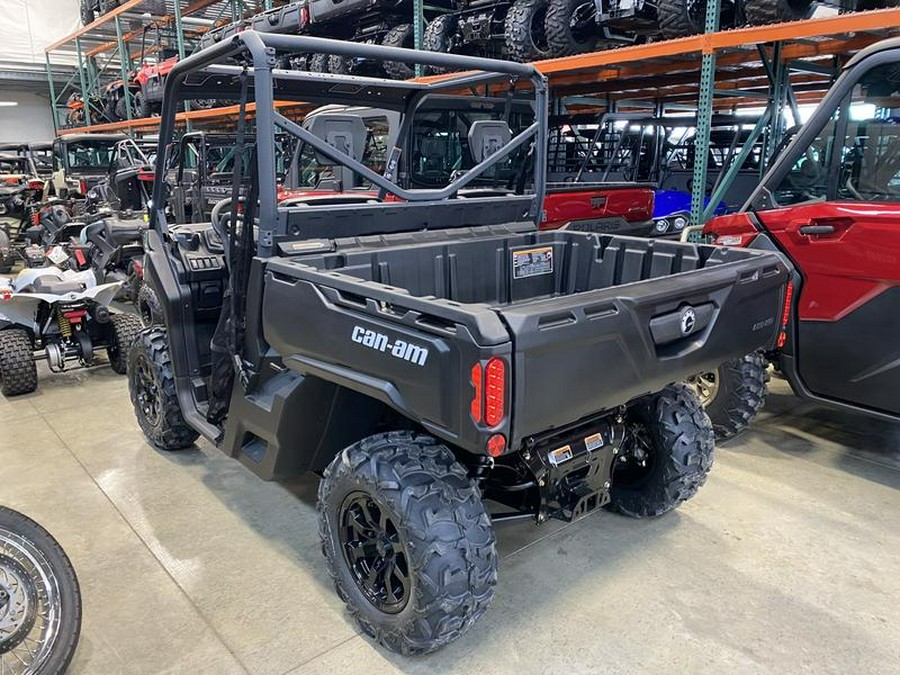 2024 Can-Am® DEFENDER DPS HD7