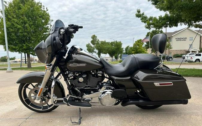 2021 Harley-Davidson® FLHX - Street Glide®