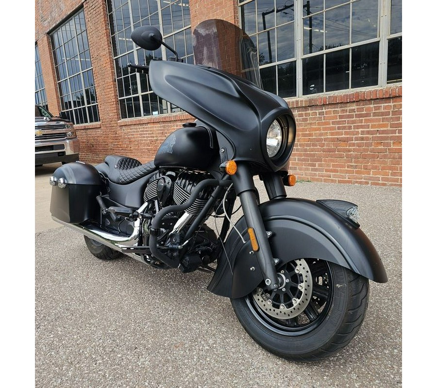 2019 Indian Motorcycle® Chief Dark Horse® Thunder Black Smoke