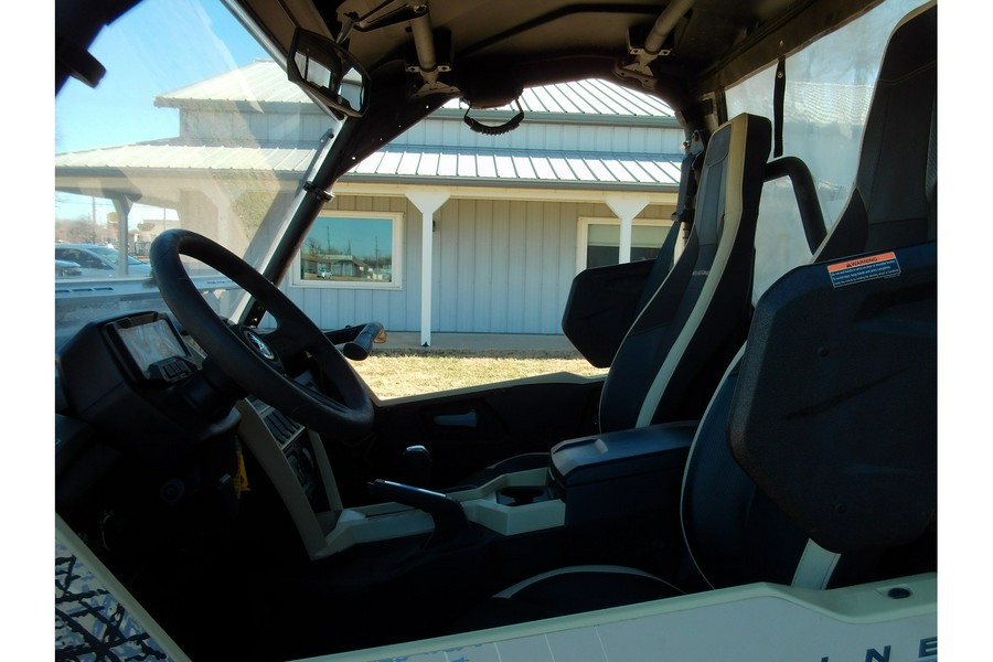 2023 Yamaha Wolverine RMAX2 1000 XT-R