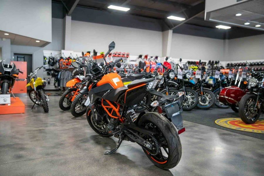 2023 KTM 390 Duke