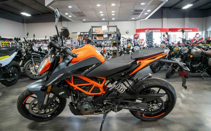 2023 KTM 390 Duke