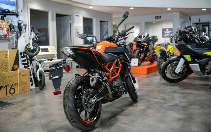 2023 KTM 390 Duke