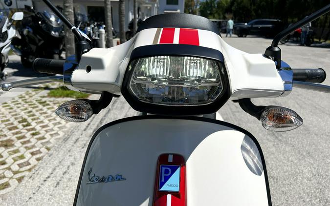 2022 Vespa Sprint 50 Racing Sixties