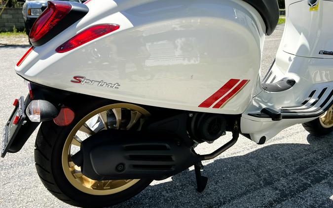 2022 Vespa Sprint 50 Racing Sixties