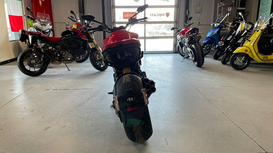 2025 Ducati Diavel V4 - DEMO