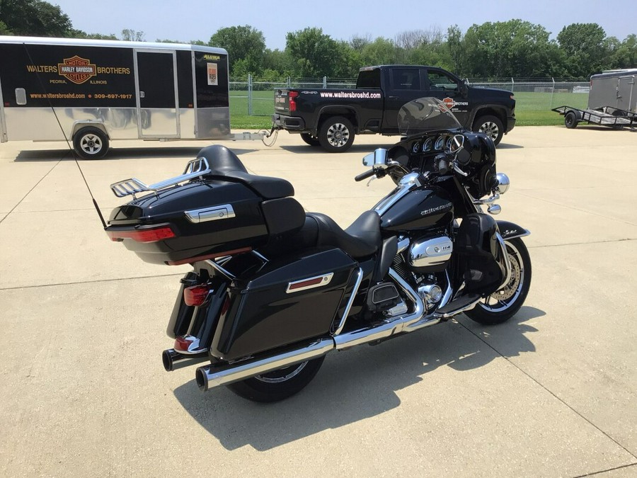 2019 FLHTK Ultra Limited