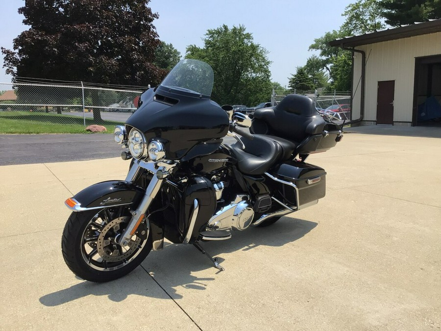 2019 FLHTK Ultra Limited