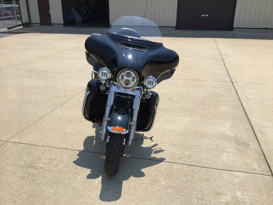 2019 FLHTK Ultra Limited