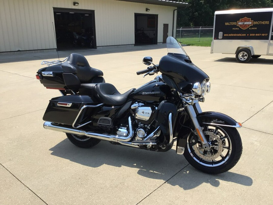 2019 FLHTK Ultra Limited