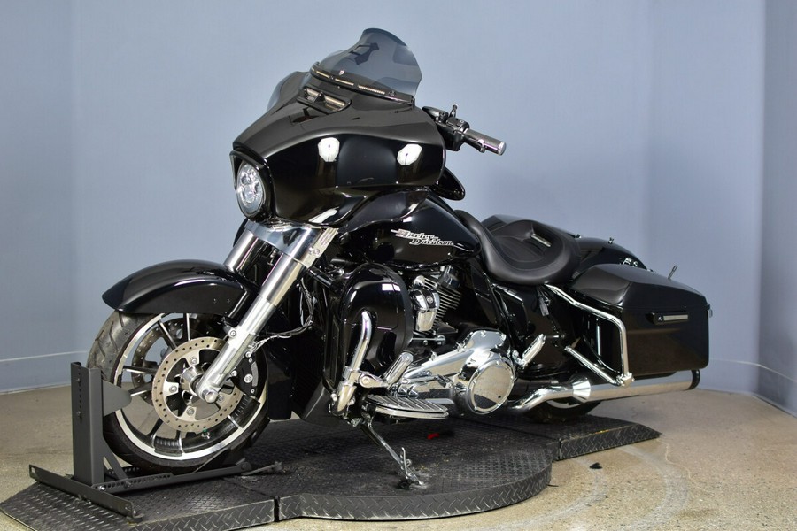 2020 Harley-Davidson Street Glide