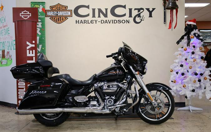 FLHX 2018 Street Glide®