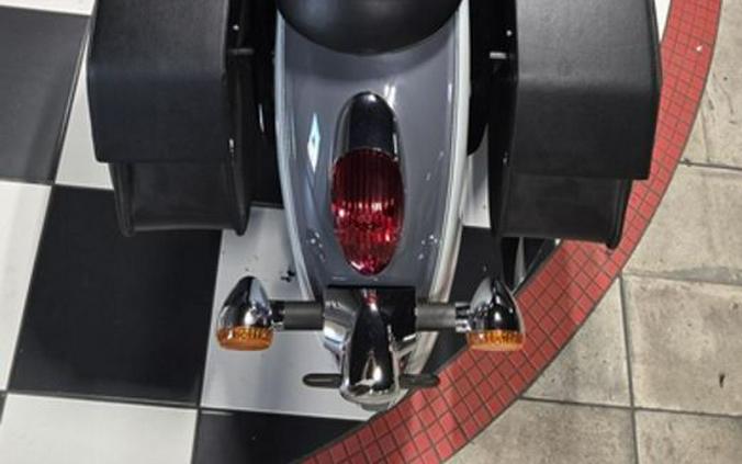 2024 Kawasaki Vulcan® 900 Classic