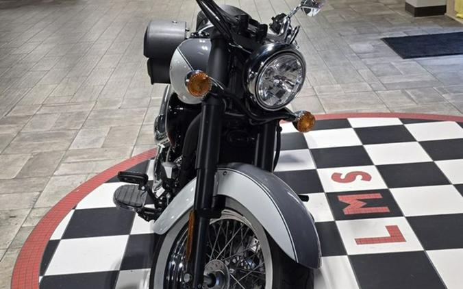 2024 Kawasaki Vulcan® 900 Classic