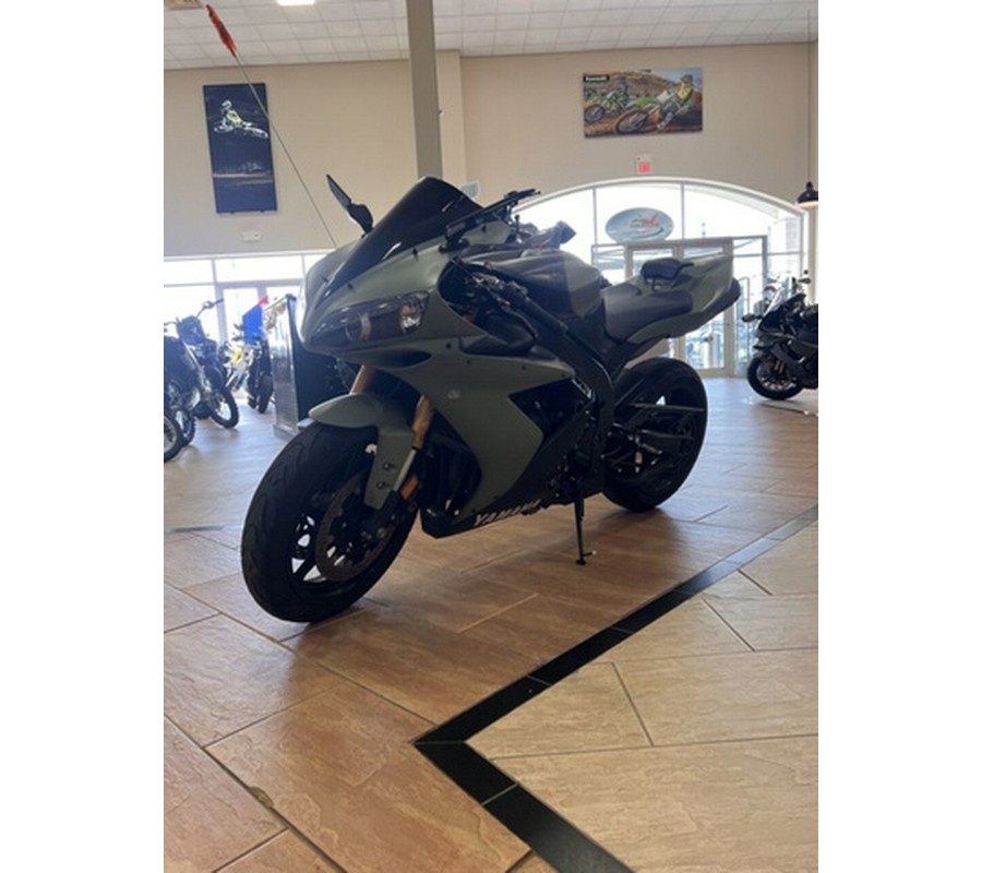 2006 Yamaha YZF R1 for sale in Millstone, NJ