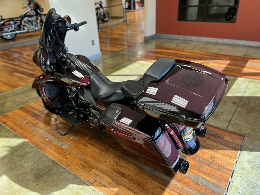 Used 2019 Harley-Davidson CVO Street Glide Motorcycle For Sale Near Memphis, TN