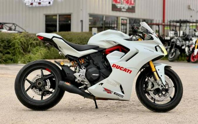 2023 Ducati Supersport 950S