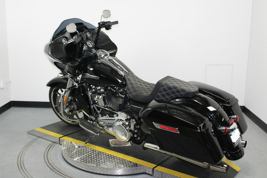 Harley-Davidson Road Glide 2021 FLTRX 602870T BLACK