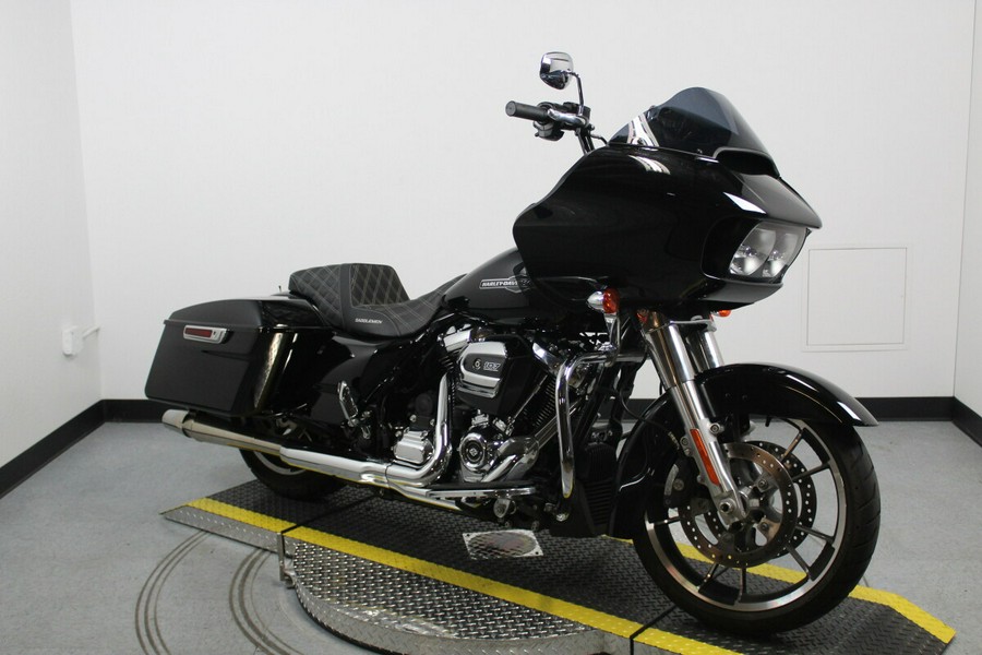 Harley-Davidson Road Glide 2021 FLTRX 602870T BLACK