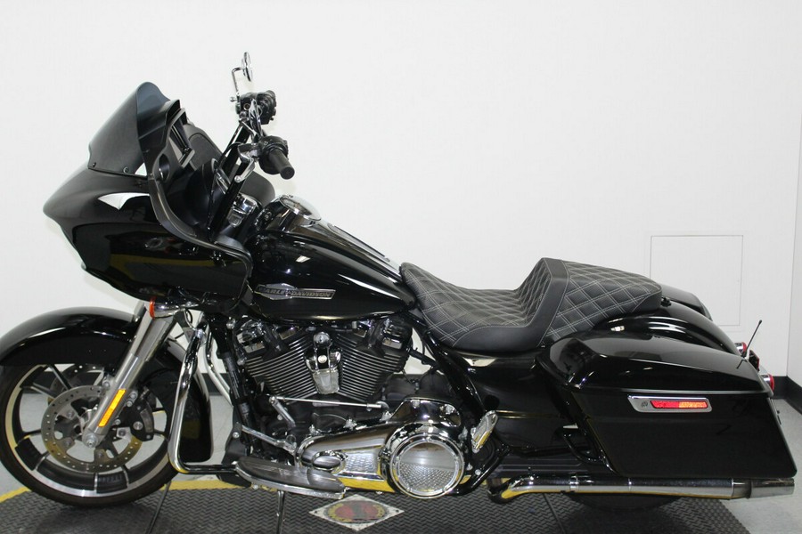 Harley-Davidson Road Glide 2021 FLTRX 602870T BLACK