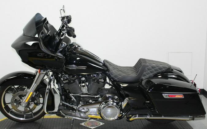 Harley-Davidson Road Glide 2021 FLTRX 602870T BLACK