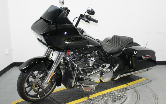 Harley-Davidson Road Glide 2021 FLTRX 602870T BLACK