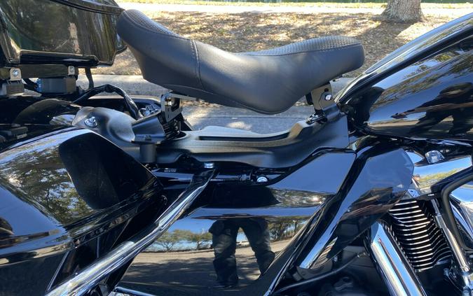 2026 Police Road Glide