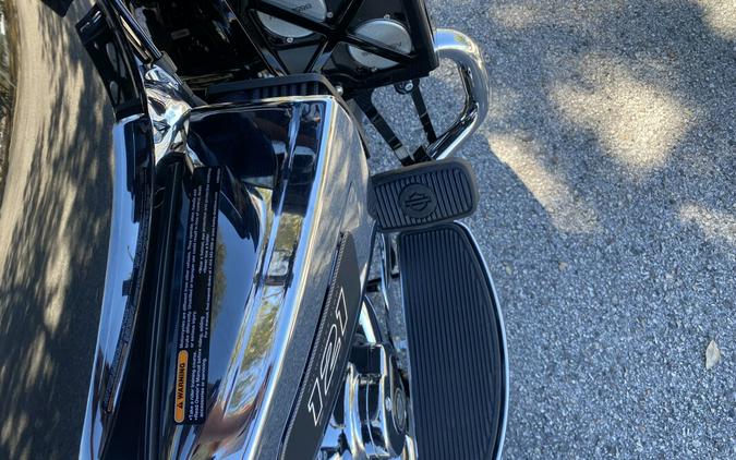 2026 Police Road Glide