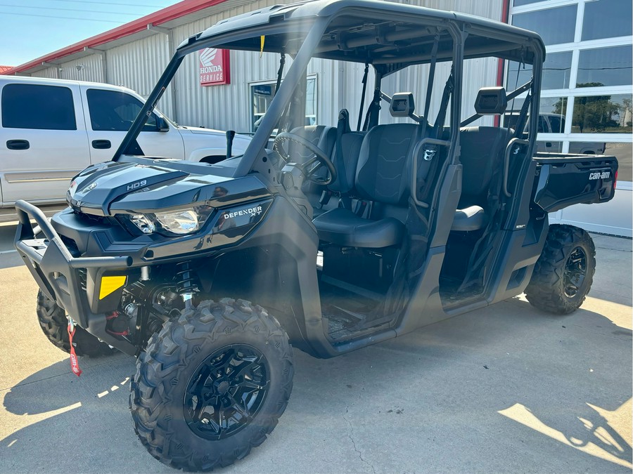 2025 Can-Am™ Defender MAX XT HD9