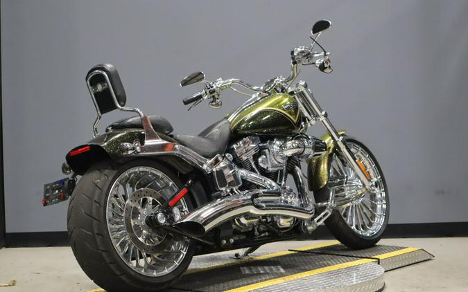 2013 Harley-Davidson Cvo Breakout