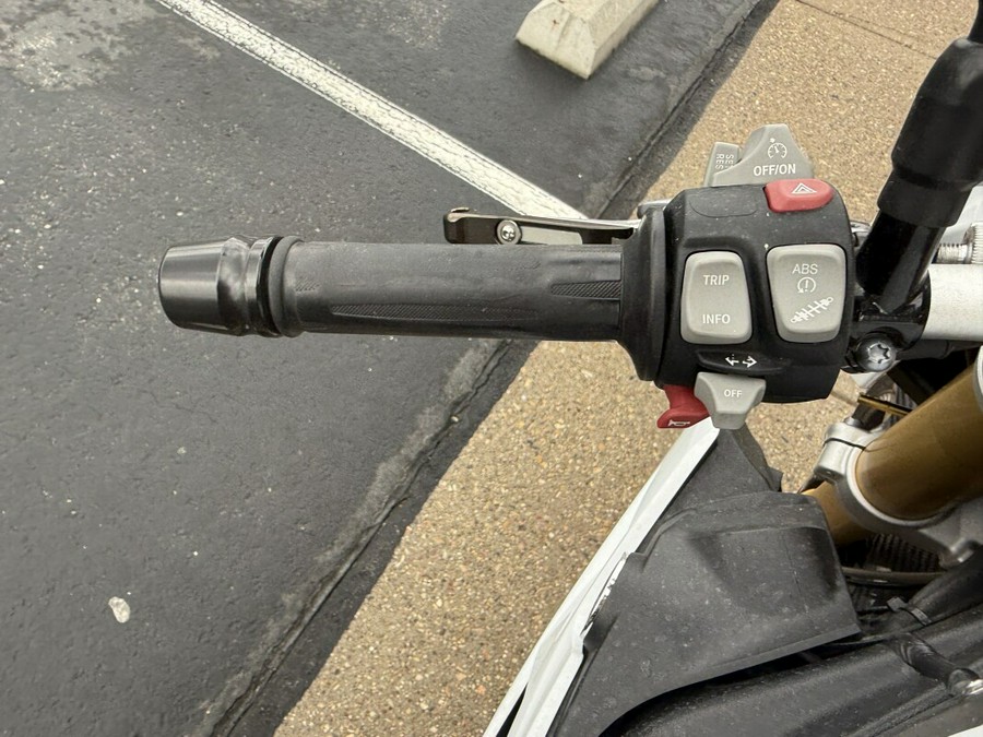 2015 BMW Motorrad S 1000 R WHITE