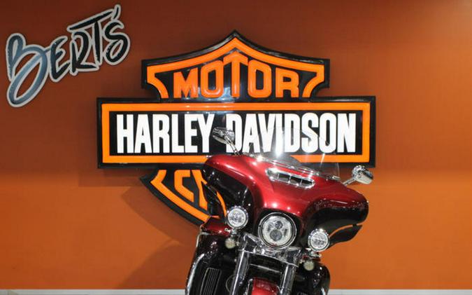 2015 Harley-Davidson® FLHTK - Ultra Limited