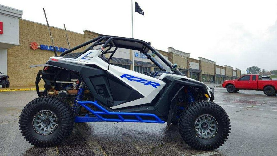 2020 Polaris Industries RZR PRO XP ULTIMATE WHITE LIGHTNING