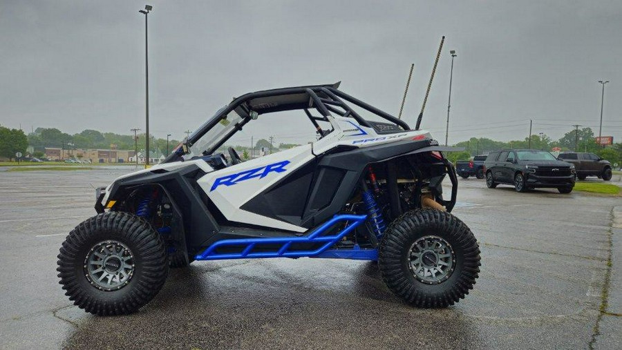 2020 Polaris Industries RZR PRO XP ULTIMATE WHITE LIGHTNING