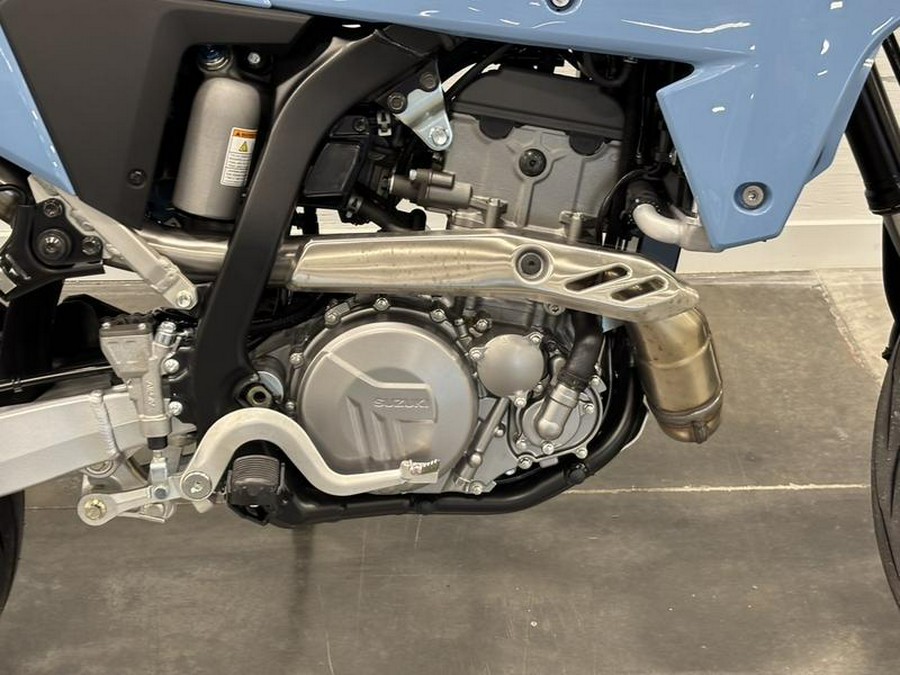 2025 Suzuki DR-Z4SMM5