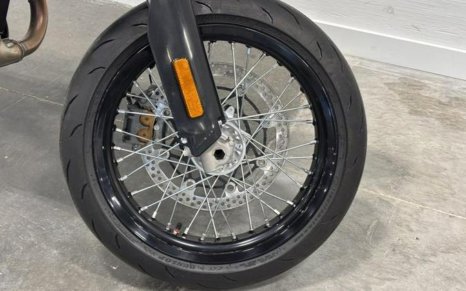 2025 Suzuki DR-Z4SMM5