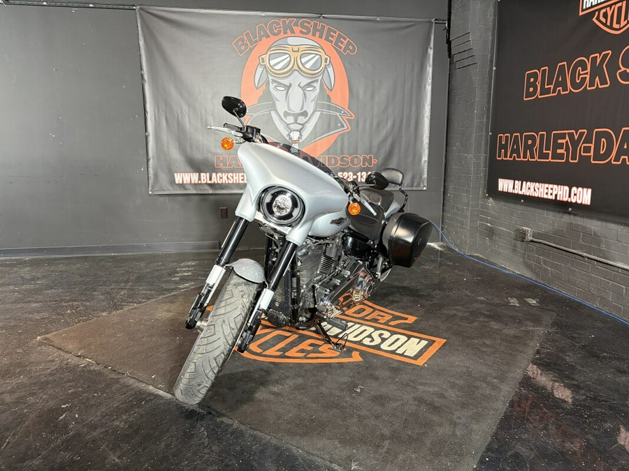 2019 Harley-Davidson® FLSB Sport Glide™