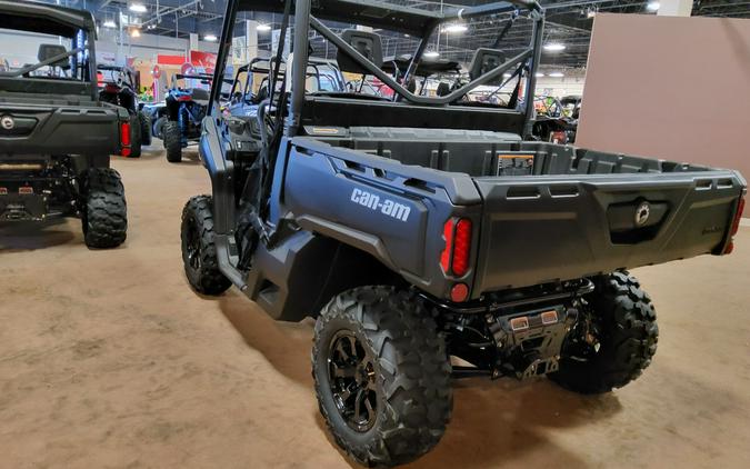 2023 Can-Am™ Defender DPS HD7