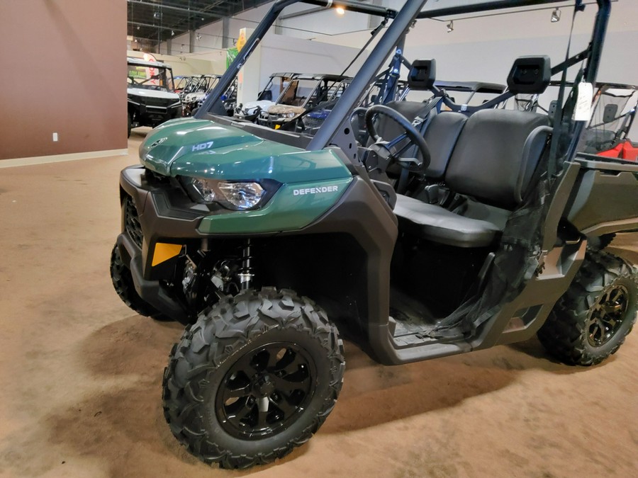 2023 Can-Am™ Defender DPS HD7