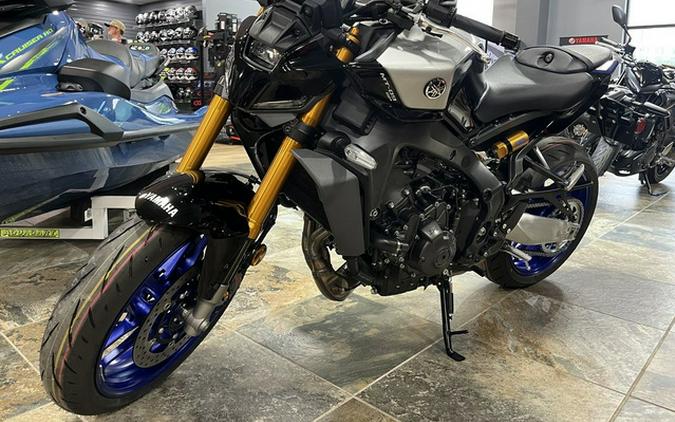 2025 Yamaha MT 09 SP