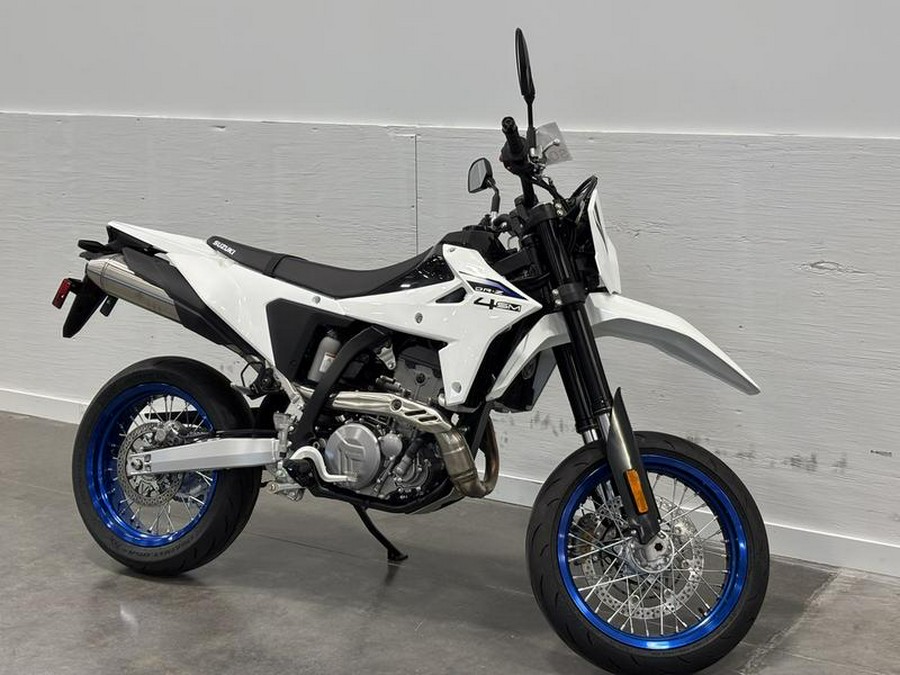 2025 Suzuki DR-Z4SMM5