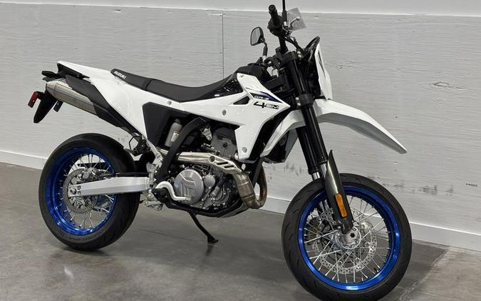 2025 Suzuki DR-Z4SMM5