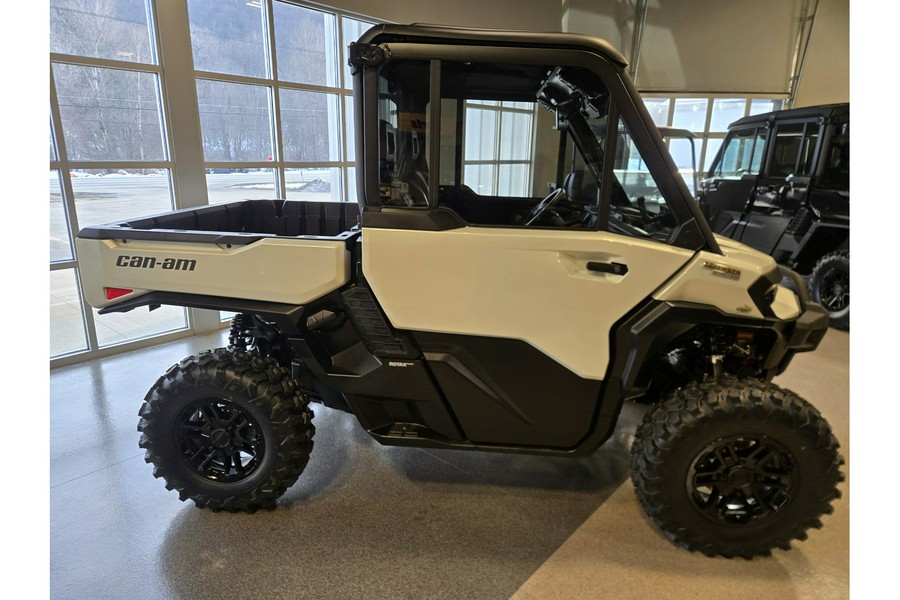 2026 Can-Am DEFENDER LIMITED HD11