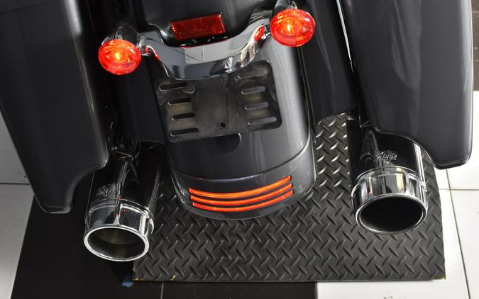 2021 Harley-Davidson Street Glide Special Gauntlet Gray Metallic/Vivid Black FLHXS
