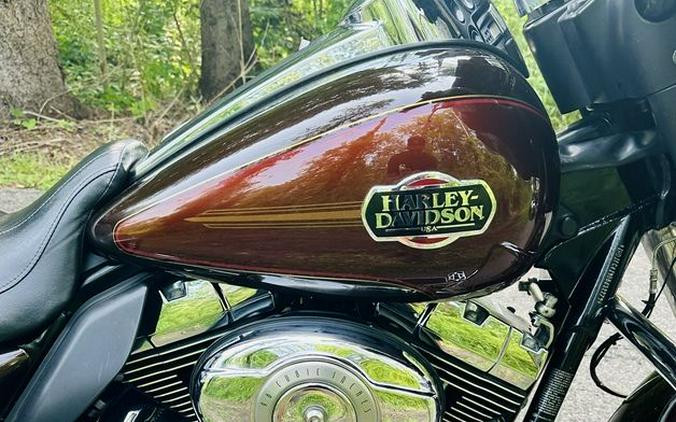 2011 Harley-Davidson® FLHTCU - Ultra Classic® Electra Glide®