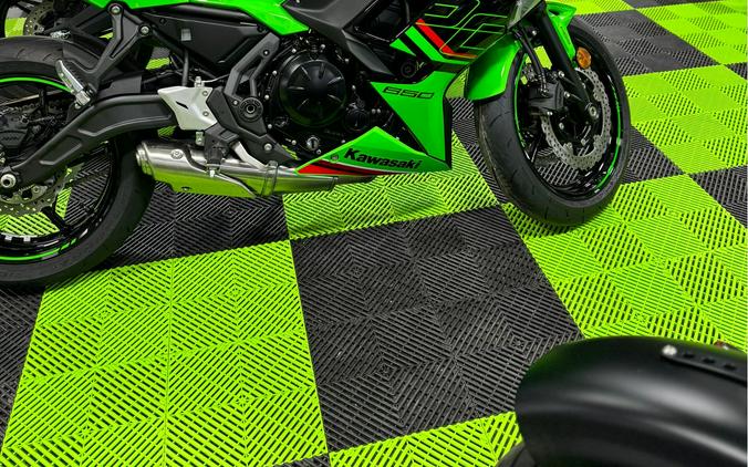 2024 Kawasaki Ninja 650 KRT Edition ABS