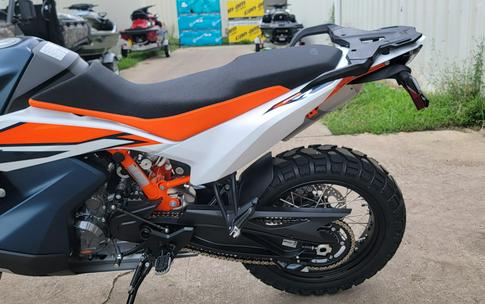 2023 KTM Adventure 890 R