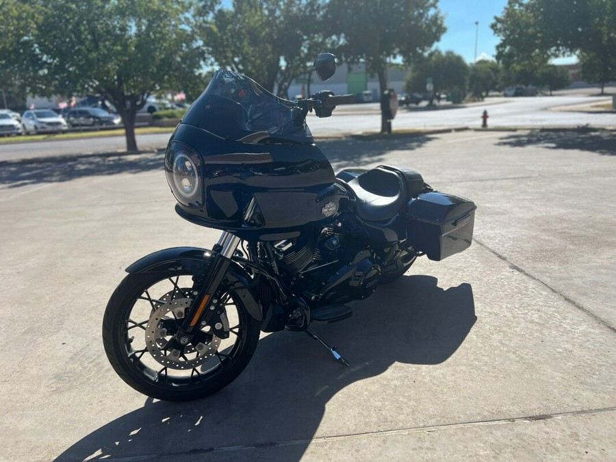 2023 Harley-Davidson® Road King® Special Black