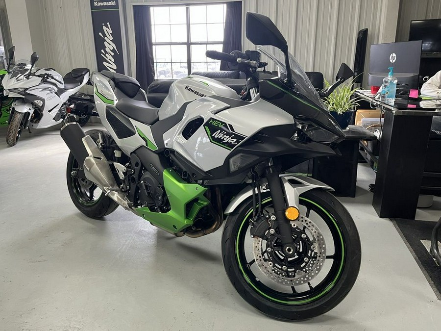2024 Kawasaki Ninja® 7 Hybrid ABS