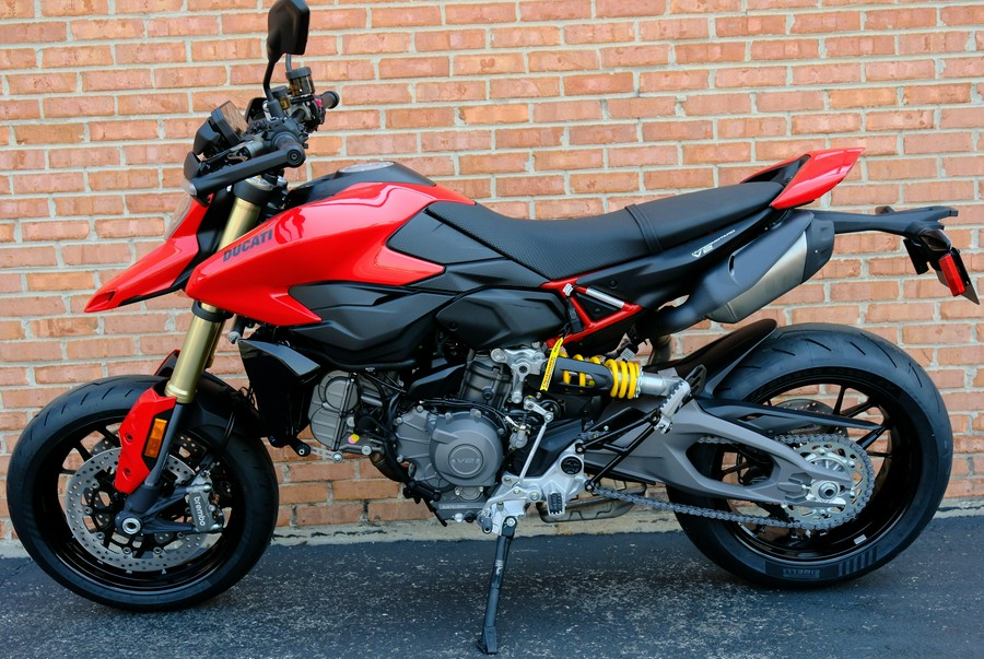2026 Ducati Hypermotard V2